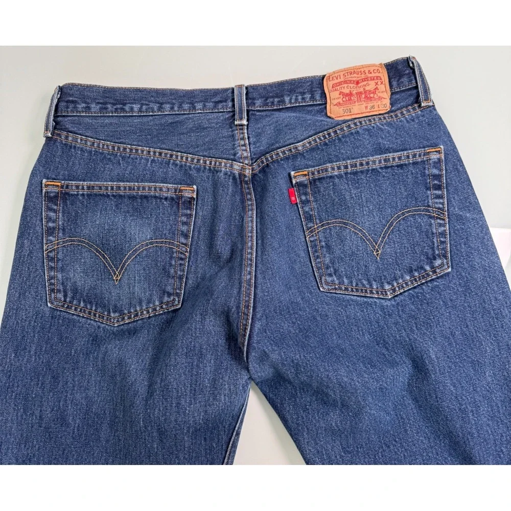 VTG 90s Levi's 501 Button Fly Denim Jean Mens 34x29 Blue Straight Fit DadCore